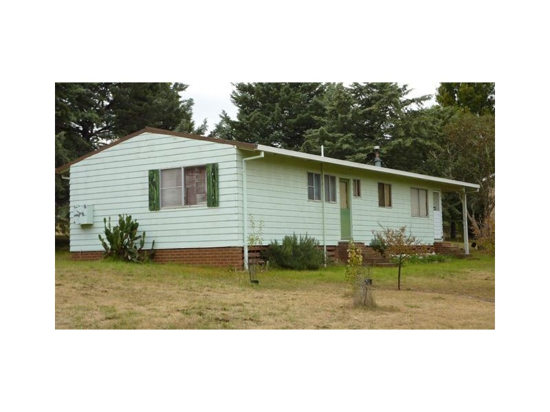 12 Hamilton Street, Dalgety NSW 2628