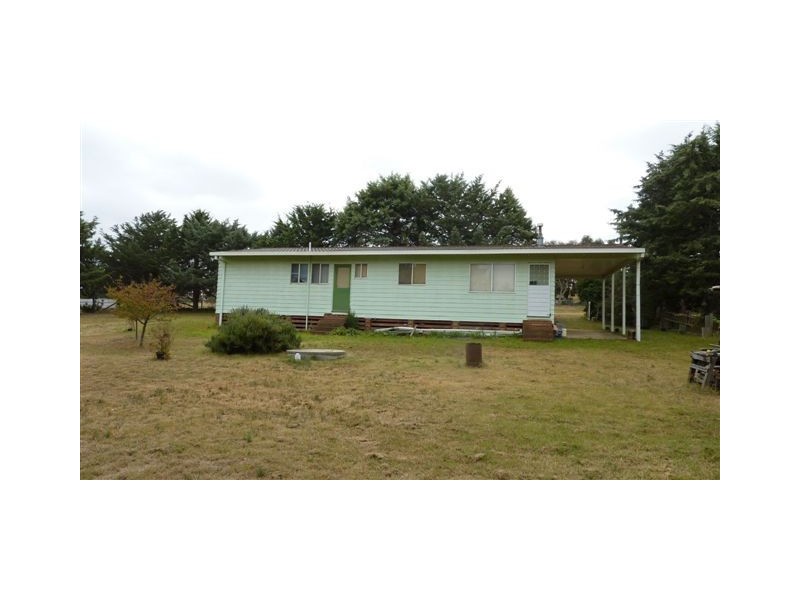 12 Hamilton Street, Dalgety NSW 2628