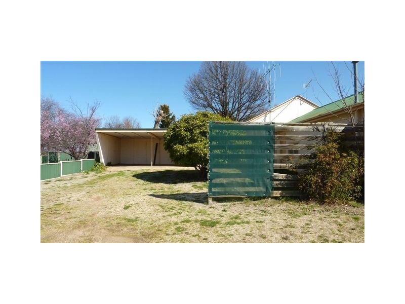 2/16 Pryce Street, Berridale NSW 2628