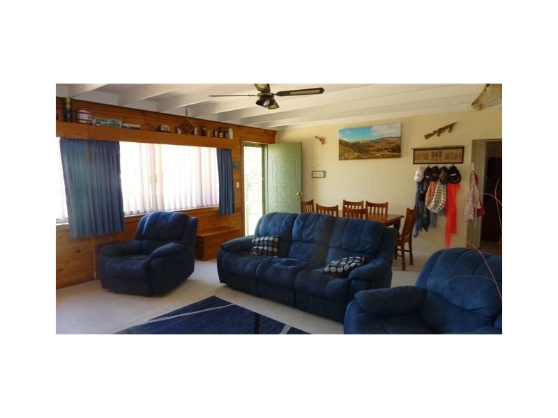 7 Pryce Street, Berridale NSW 2628