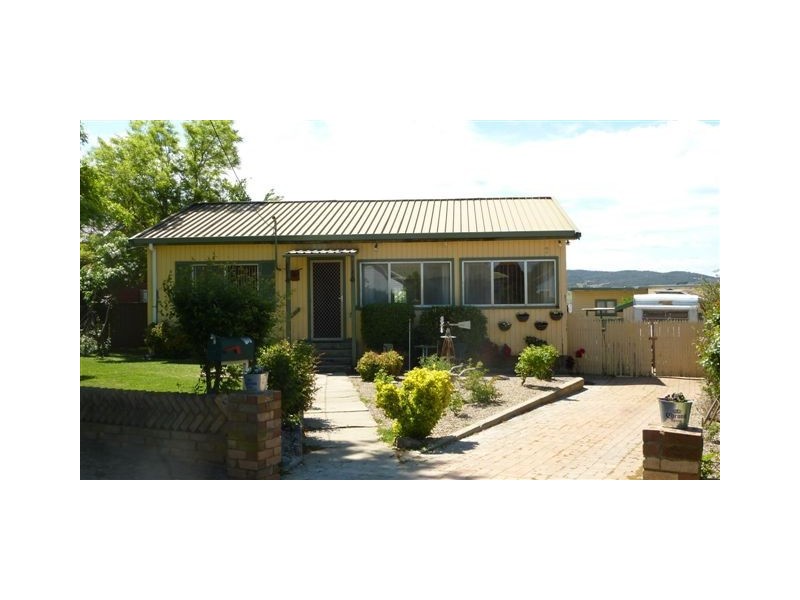 7 Pryce Street, Berridale NSW 2628