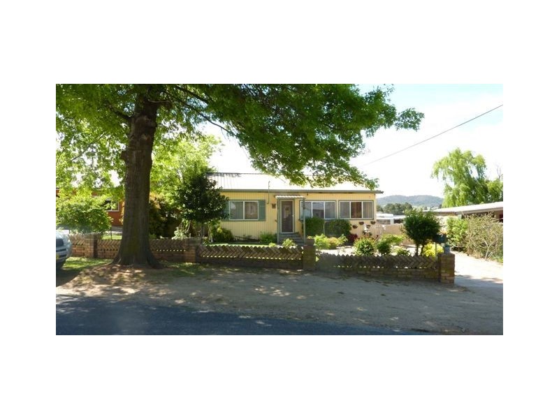 7 Pryce Street, Berridale NSW 2628