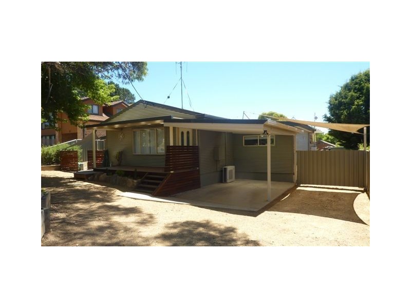 13 Mackay Street, Berridale NSW 2628