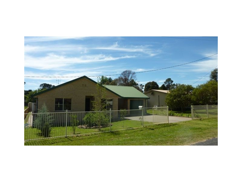 5 Cherry Lane, Berridale NSW 2628