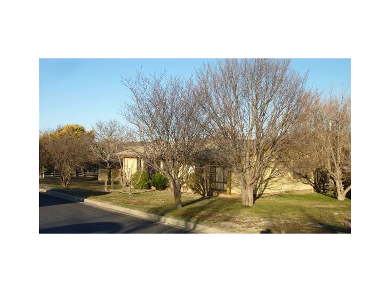 26 Kiparra Drive, Berridale NSW 2628