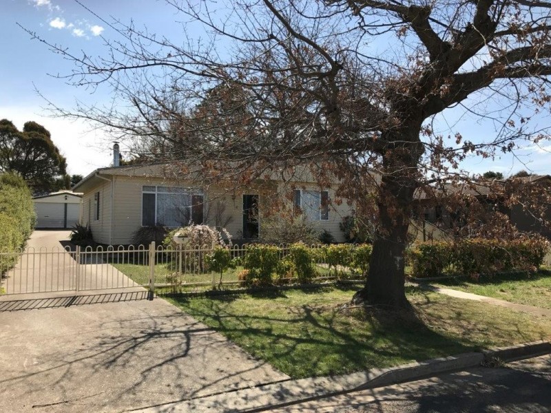 4 Hoskin Street, Berridale NSW 2628