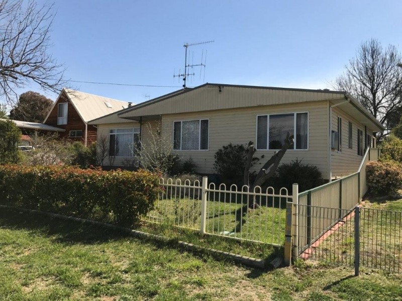 4 Hoskin Street, Berridale NSW 2628