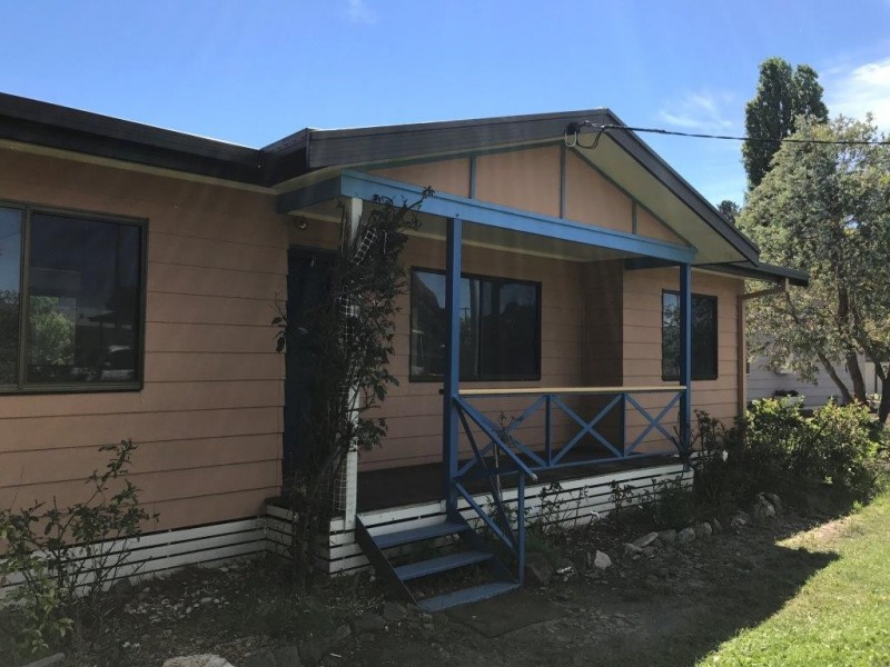 12 Bolton Street, Berridale NSW 2628