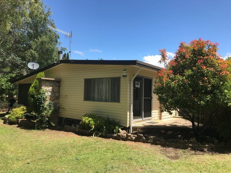 10 Cecil Street, Berridale NSW 2628