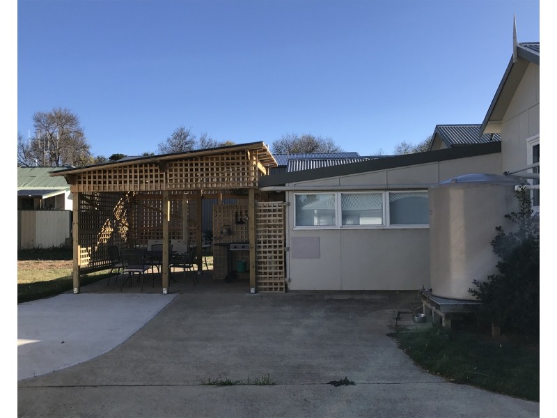 12 Chalker Street, Adaminaby NSW 2629