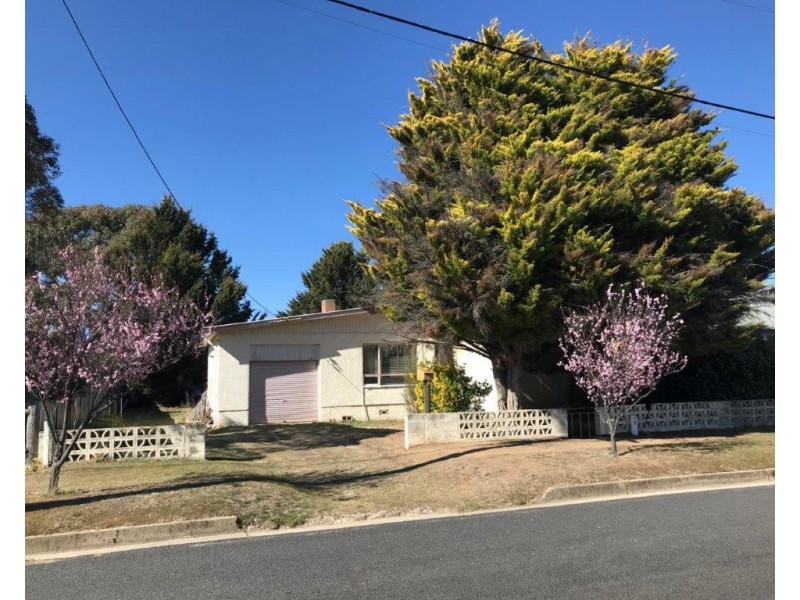 15 Myack Street, Berridale NSW 2628