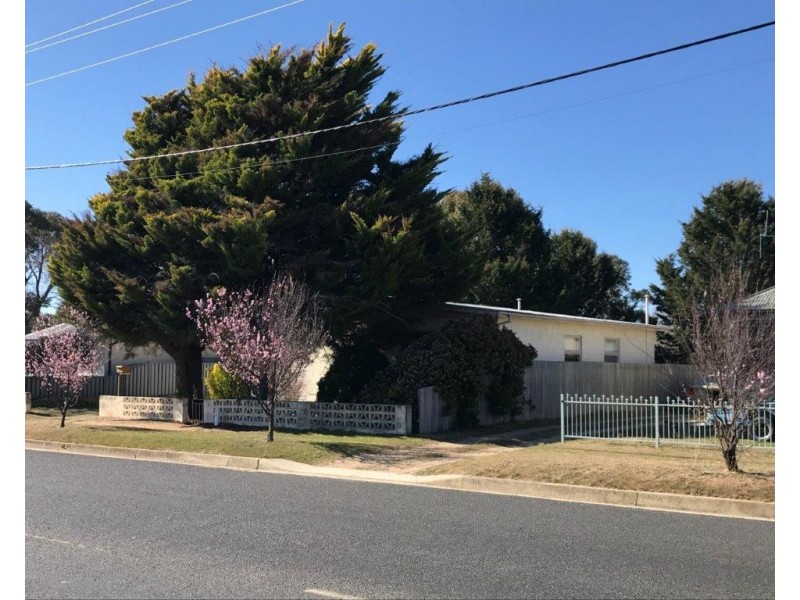 15 Myack Street, Berridale NSW 2628