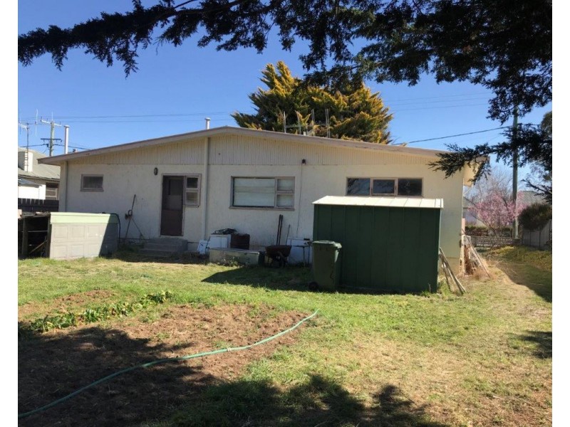 15 Myack Street, Berridale NSW 2628