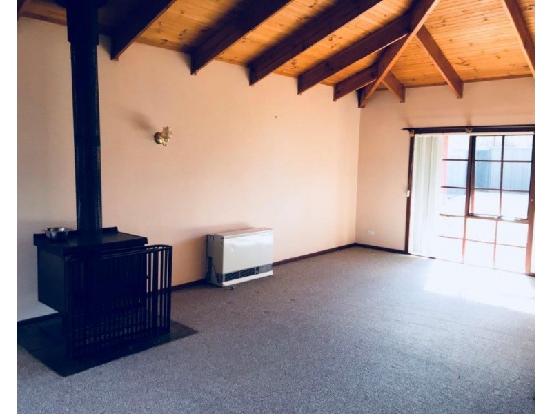 2 Jindalee Street, Berridale NSW 2628