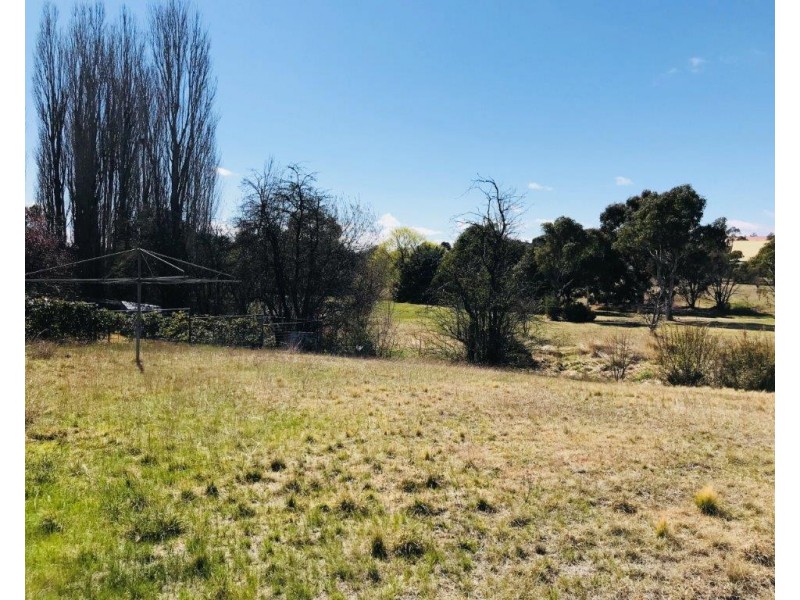 5 Bent Street, Berridale NSW 2628