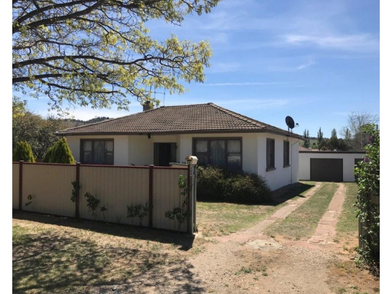 24 Mary Street, Berridale NSW 2628