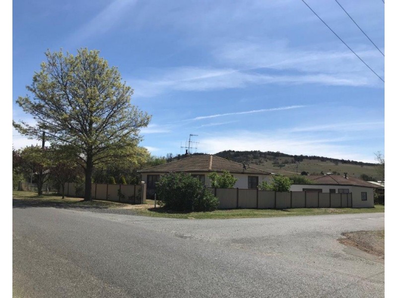 24 Mary Street, Berridale NSW 2628