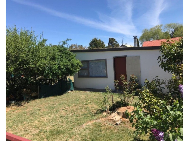 24 Mary Street, Berridale NSW 2628