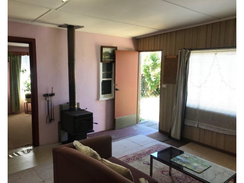 24 Mary Street, Berridale NSW 2628