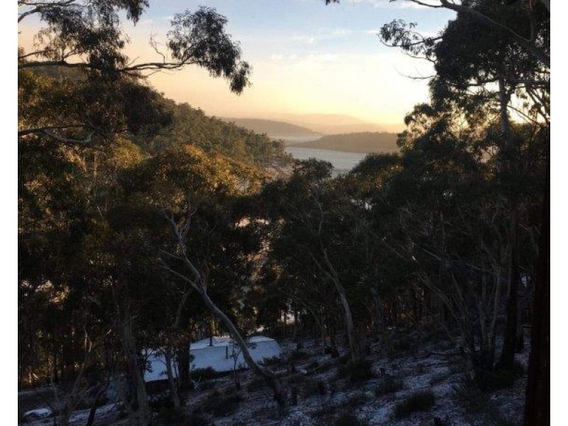 11 Happy Jacks Road, Eucumbene NSW 2628