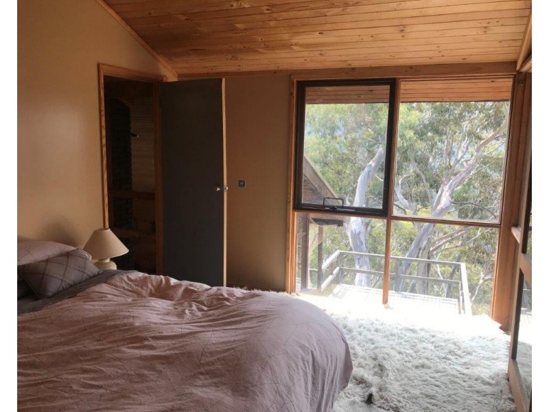 11 Happy Jacks Road, Eucumbene NSW 2628