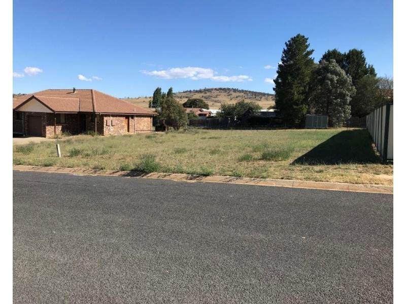 2 Poplar Street, Berridale NSW 2628