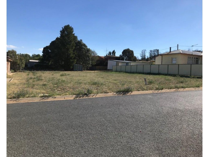 2 Poplar Street, Berridale NSW 2628