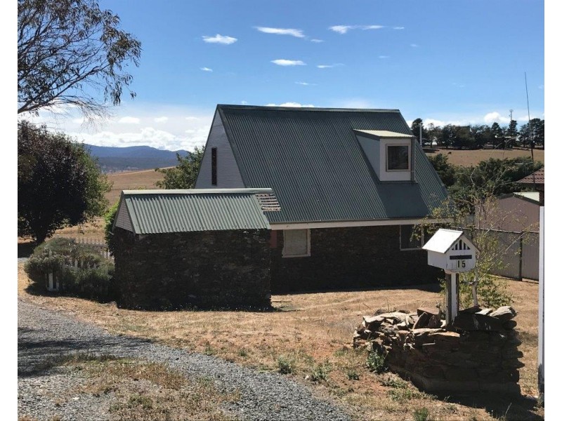 15 Cosgrove Street, Adaminaby NSW 2629