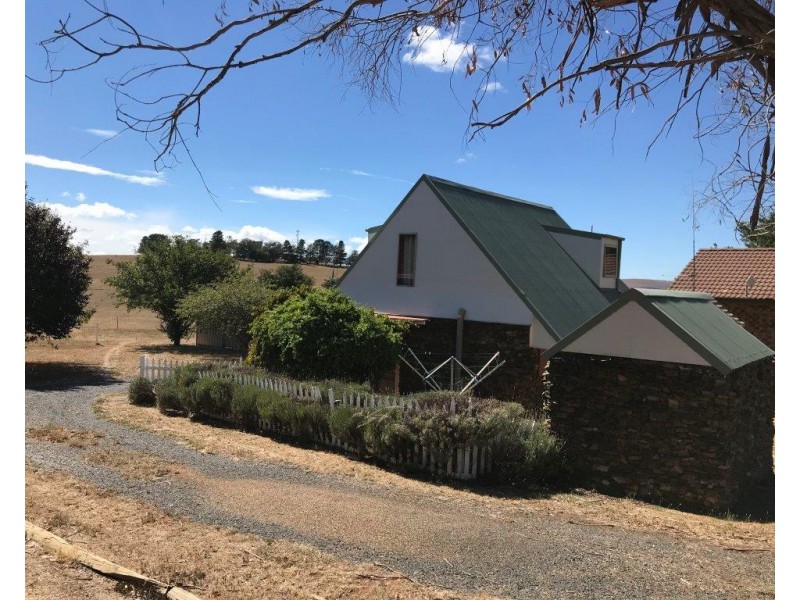 15 Cosgrove Street, Adaminaby NSW 2629