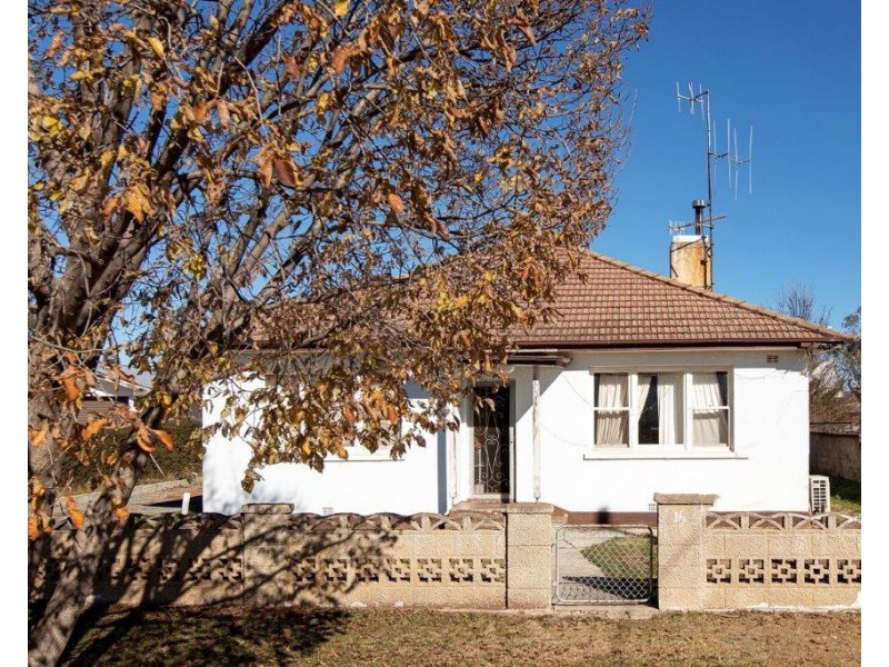 16 Oliver Street, Berridale NSW 2628