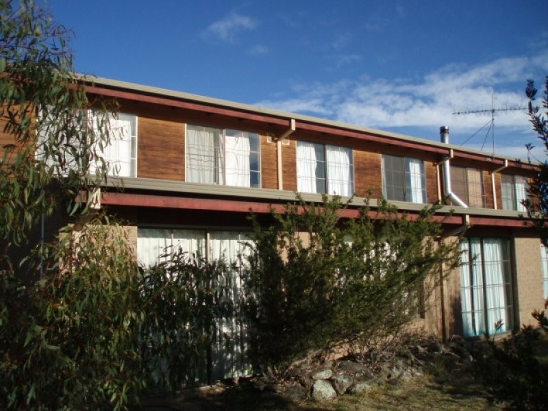 2/2 Wullwye Street, Berridale NSW 2628