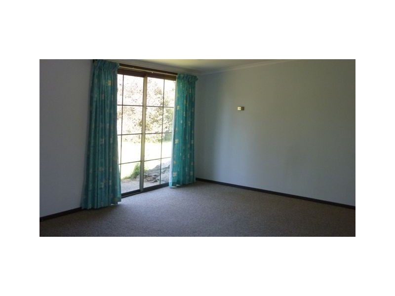2/2 Wullwye Street, Berridale NSW 2628