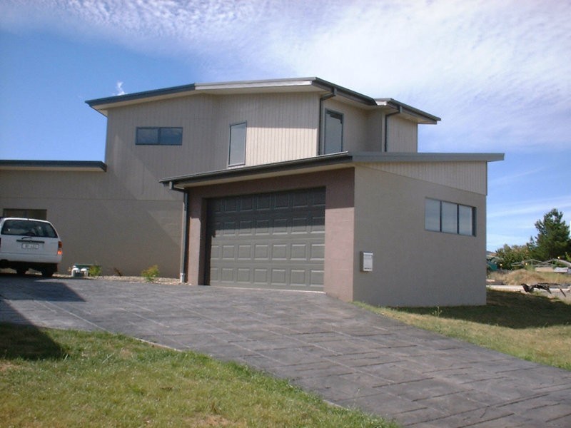 2/4 Gungarlin Street, Berridale NSW 2628