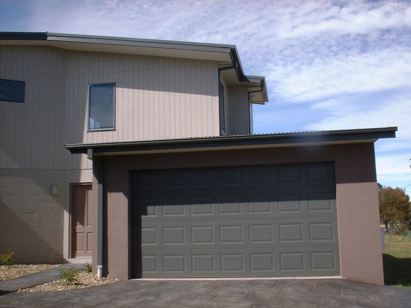 2/4 Gungarlin Street, Berridale NSW 2628