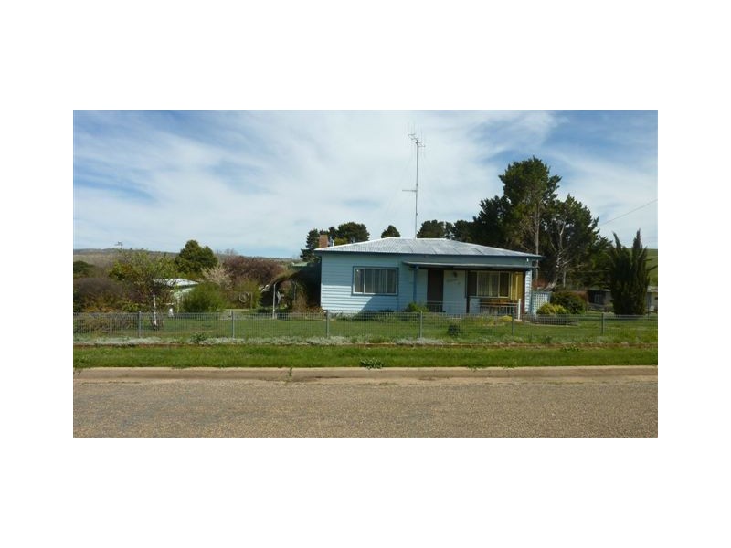 2 Druitt Street, Adaminaby NSW 2629