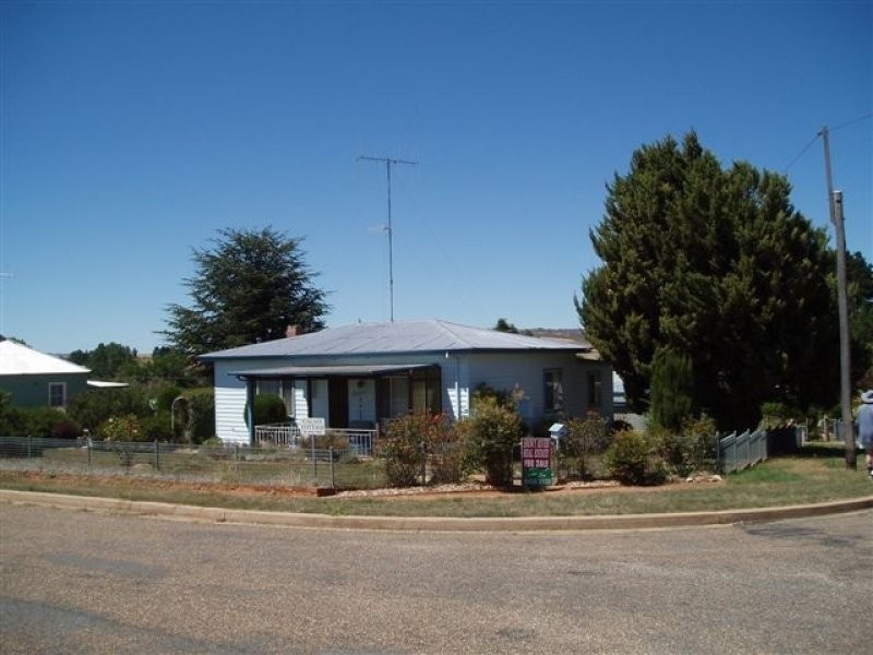 2 Druitt Street, Adaminaby NSW 2629