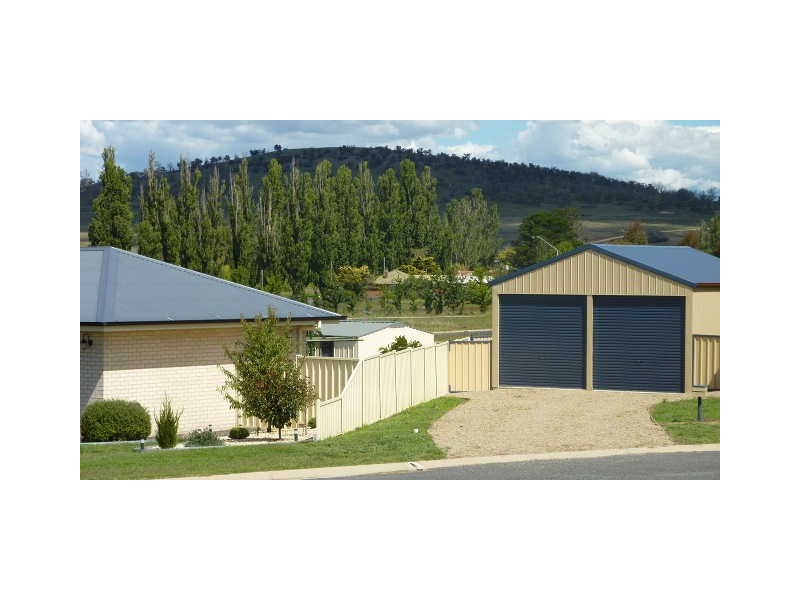 8 Katri Close, Berridale NSW 2628