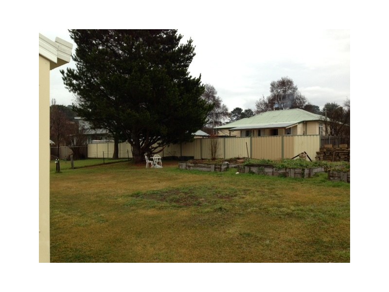 12 Chalker Street, Adaminaby NSW 2629