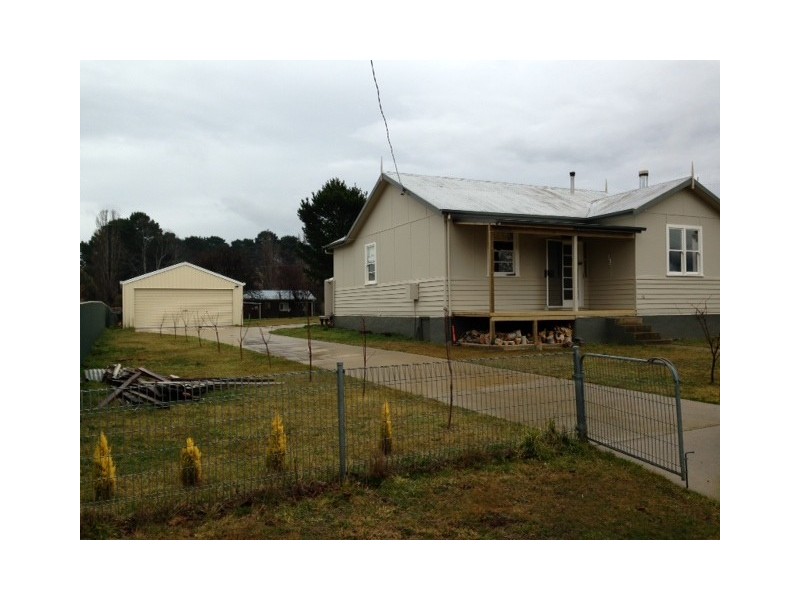 12 Chalker Street, Adaminaby NSW 2629