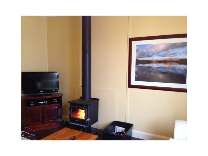 12 Chalker Street, Adaminaby NSW 2629