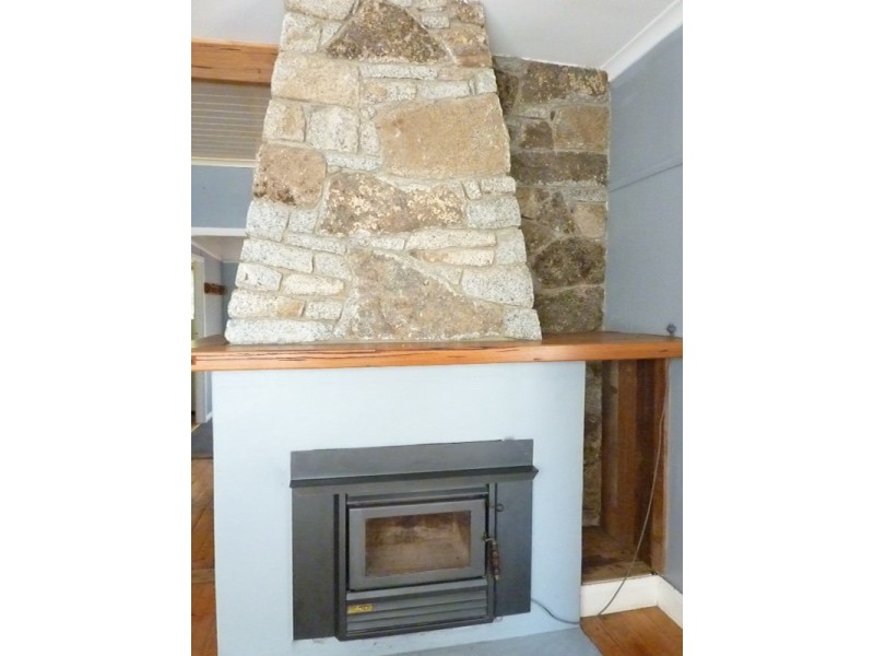 9 Bent Street, Berridale NSW 2628