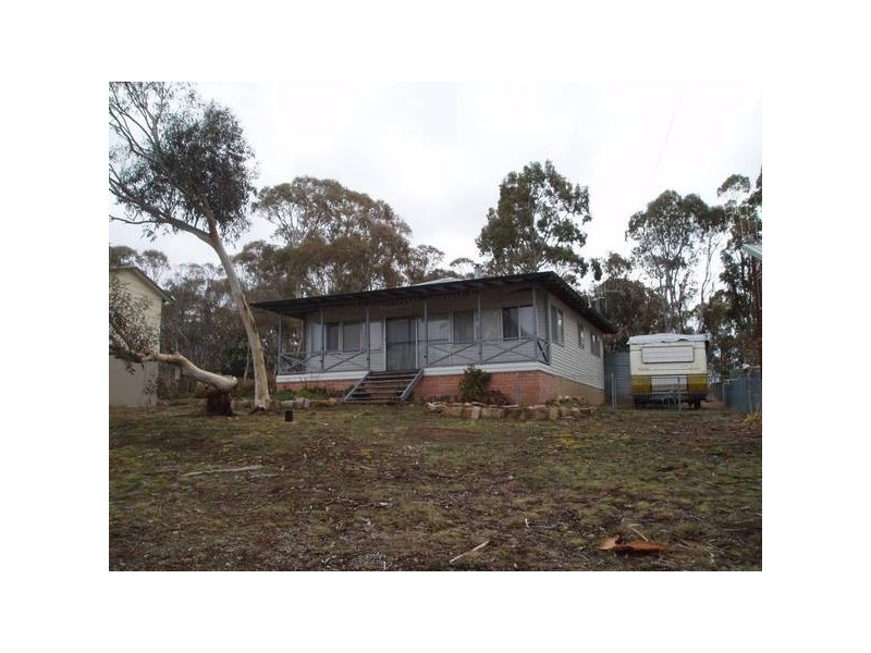 16 Clancy Street, Old Adaminaby NSW 2629