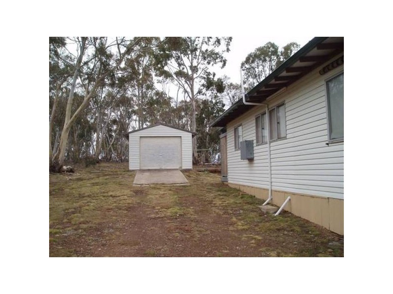 16 Clancy Street, Old Adaminaby NSW 2629