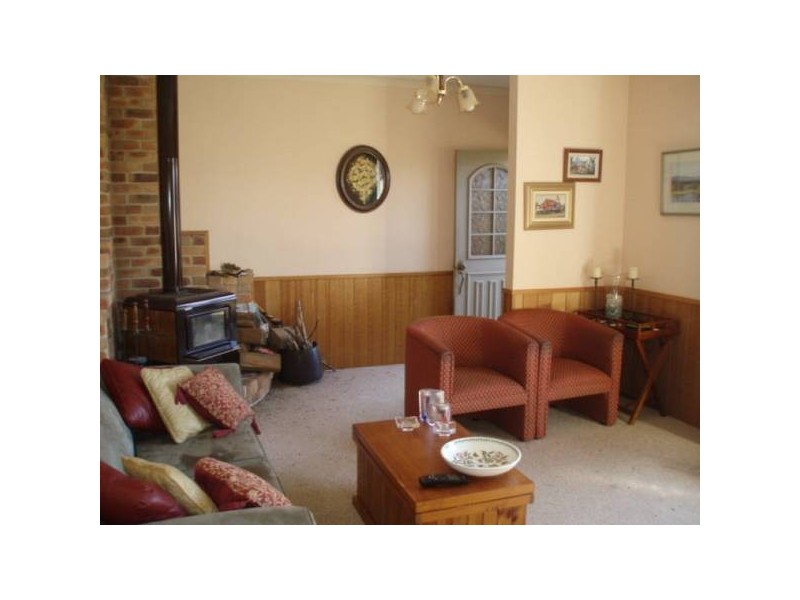 8 Jindalee St, Berridale NSW 2628