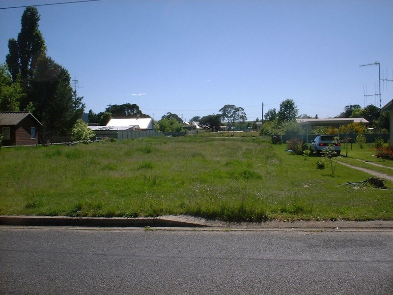 7 Oliver Street, Berridale NSW 2628