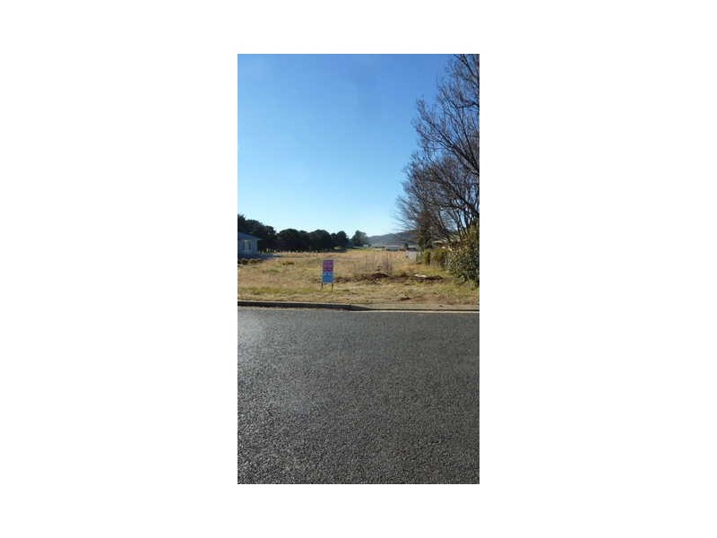 23 Kiparra Drive, Berridale NSW 2628