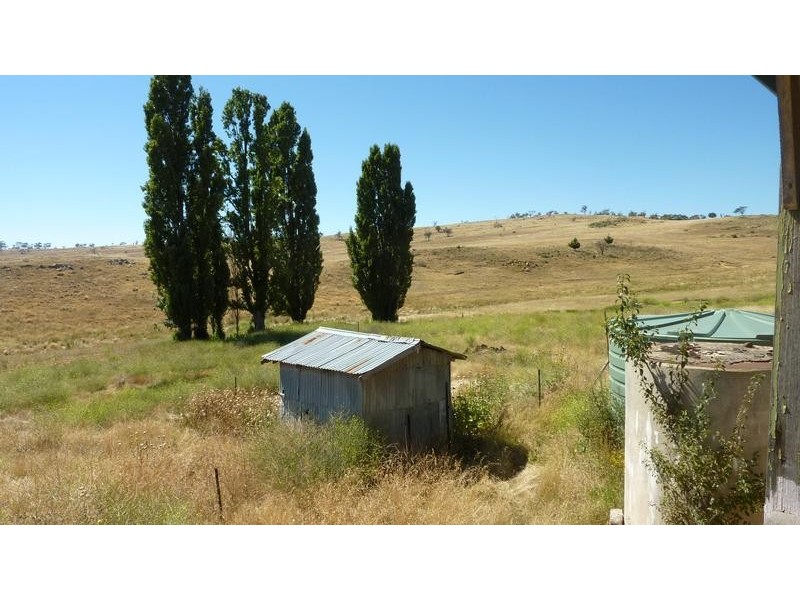 16 Kingston Road, Adaminaby NSW 2629