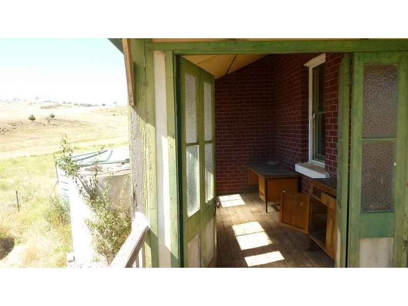 16 Kingston Road, Adaminaby NSW 2629