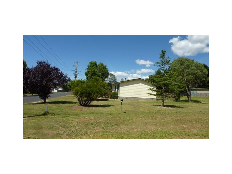 2 Cecil Street, Berridale NSW 2628