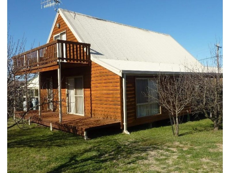 1/2 Hoskin Street, Berridale NSW 2628